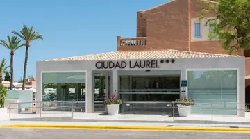 Aparthotel Ciudad Laurel