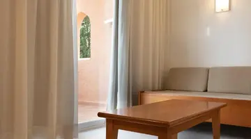 Aparthotel Ciudad Laurel