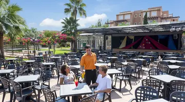 APARTHOTEL CIUDAD LAUREL