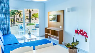 Aparthotel Club Cala Romani