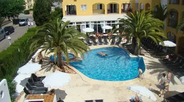 APARTHOTEL CLUB SIMO