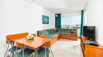 APARTHOTEL COSTA ENCANTADA