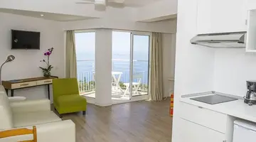 Aparthotel Dorisol Florasol