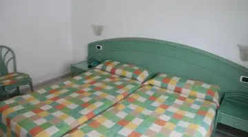 Aparthotel Esquinzo y Monte del Mar