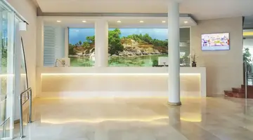 Aparthotel Fontanellas Playa