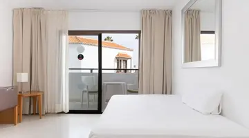Aparthotel Hesperia Bristol Playa