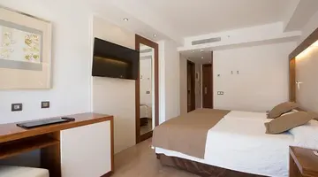 APARTHOTEL HIPOTELS CALA MILLOR PARK