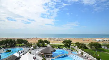 Aparthotel Holiday
