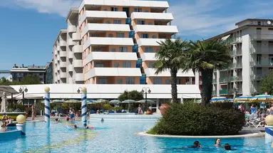 Aparthotel Holiday