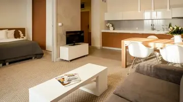 Aparthotel Invite