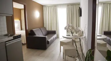 APARTHOTEL MIAMI PARK - CALELLA