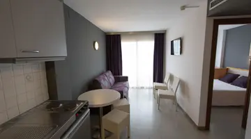 APARTHOTEL MIAMI PARK - CALELLA