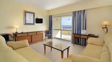 APARTHOTEL PYR FUENGIROLA