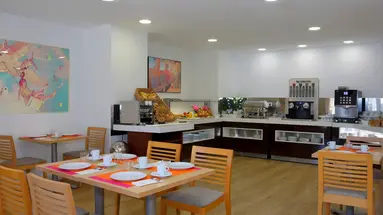 APARTHOTEL PYR FUENGIROLA