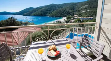 Aparthotel Rouda Village