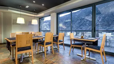 Aparthotel Shusski