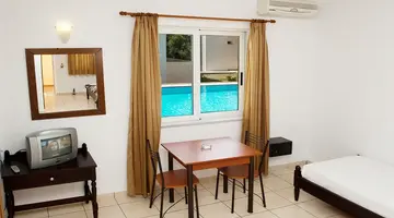 Aparthotel Thodorou