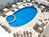 Aparthotel y Hotel Paguera Beach
