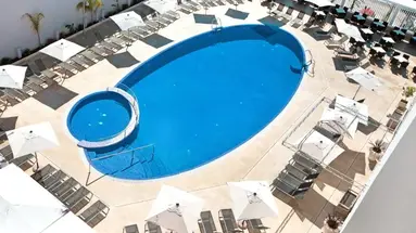 Aparthotel y Hotel Paguera Beach