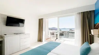 Aparthotel y Hotel Paguera Beach