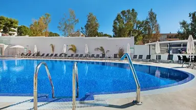 Aparthotel y Hotel Paguera Beach