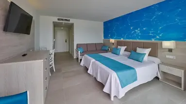 Aparthotel y Hotel Paguera Beach