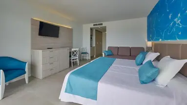 Aparthotel y Hotel Paguera Beach