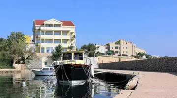 Apartment Vila 4M