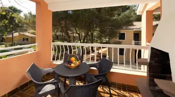 APARTMENTS AMFORA PLAVA LAGUNA