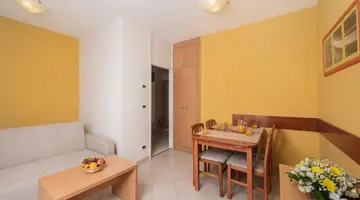 APARTMENTS KATORO PLAVA LAGUNA