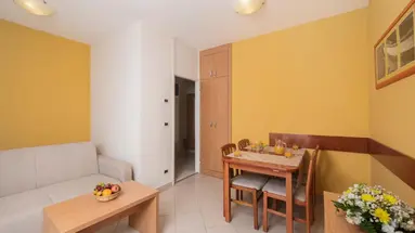 APARTMENTS KATORO PLAVA LAGUNA