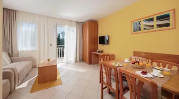 APARTMENTS KATORO PLAVA LAGUNA