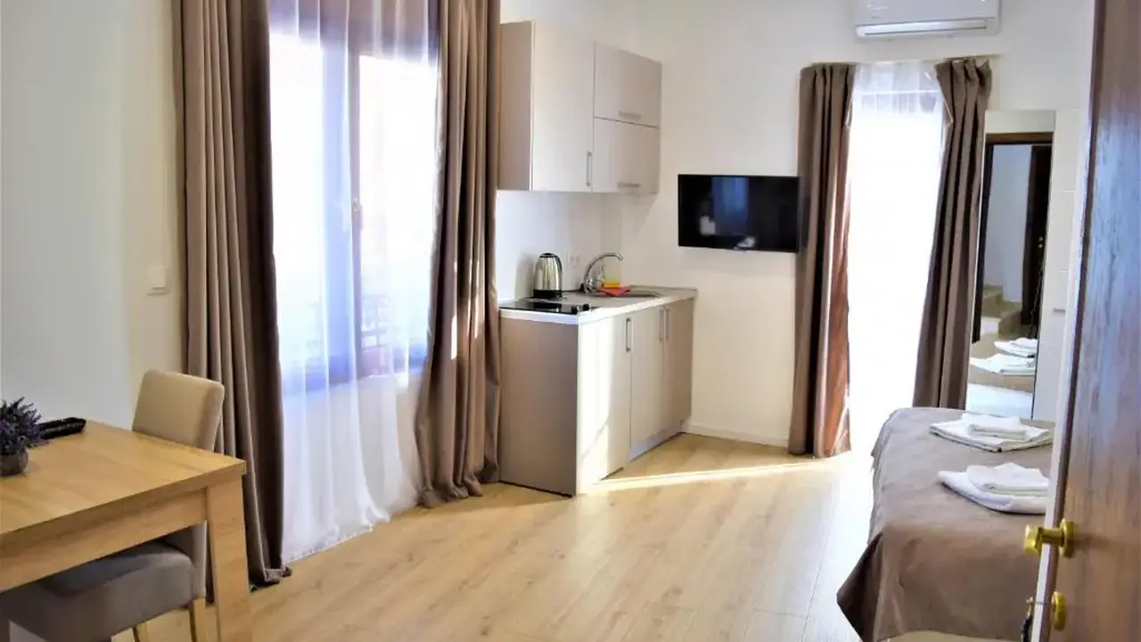 APARTMENTS MARTINOVIC