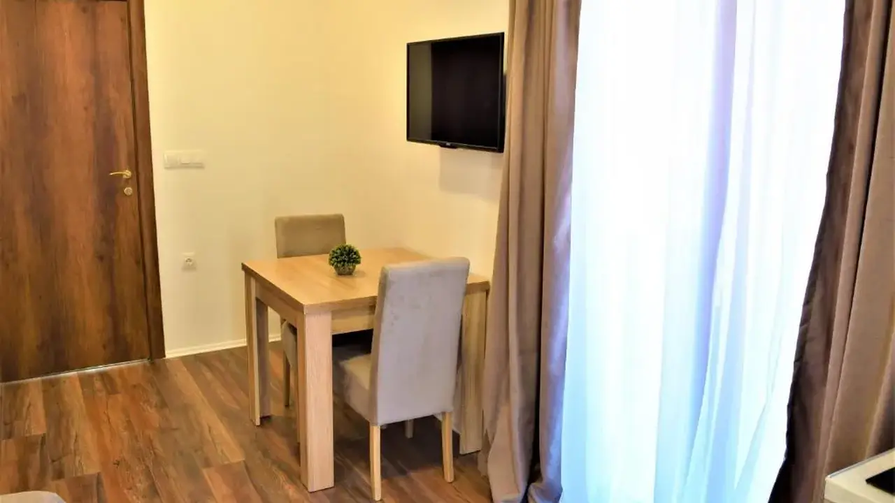 APARTMENTS MARTINOVIC