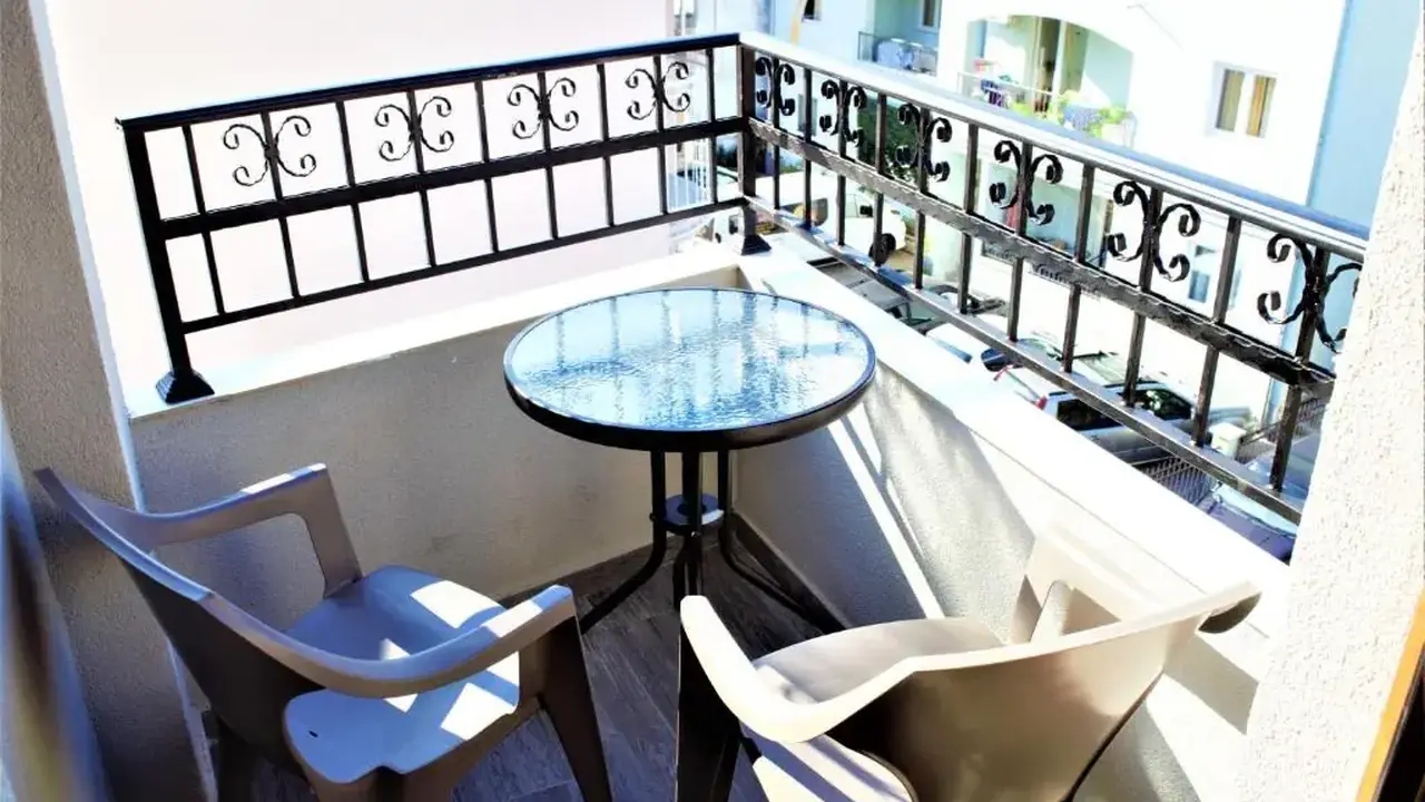APARTMENTS MARTINOVIC