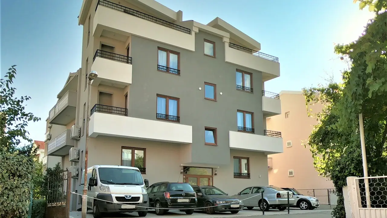 APARTMENTS MARTINOVIC