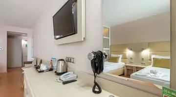 Aphrodite Beach Hotel