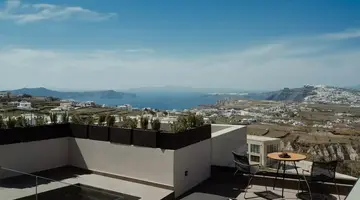 Apikia Santorini