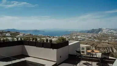 Apikia Santorini