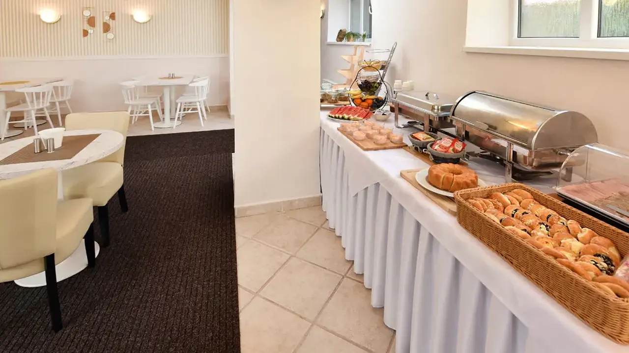Aplend Hotel Lujza Major