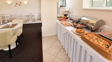 Aplend Hotel Lujza Major
