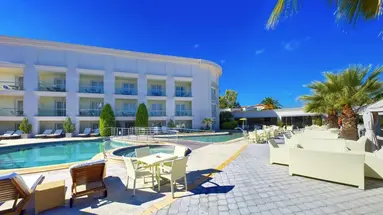 Apolamare Hotel