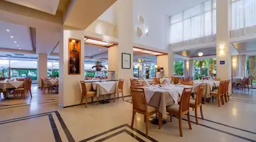 APOLLO BEACH HOTEL
