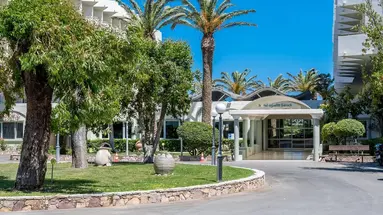 APOLLO BEACH HOTEL