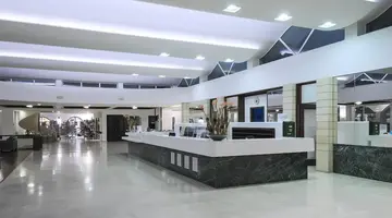 APOLLO BEACH HOTEL