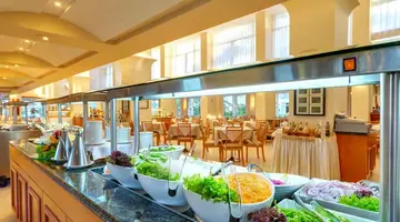 APOLLO BEACH HOTEL