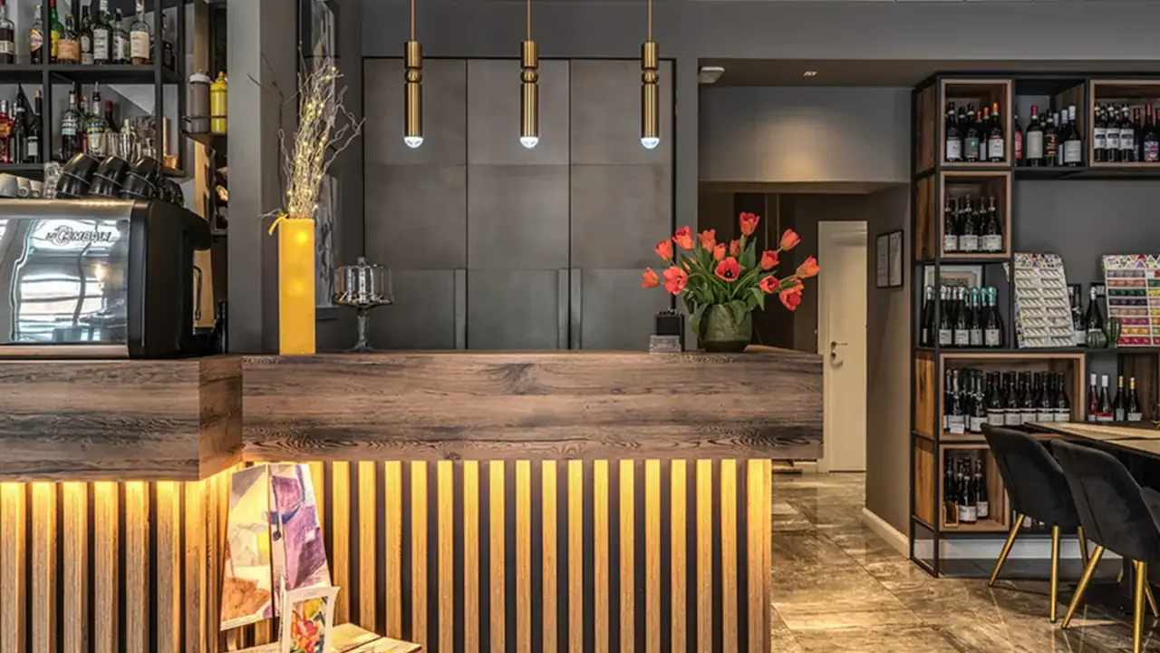 Apollo Boutique Hotel