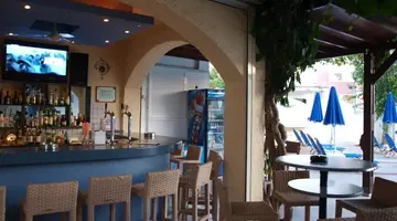 APOLLON HOTEL APARTMENTS