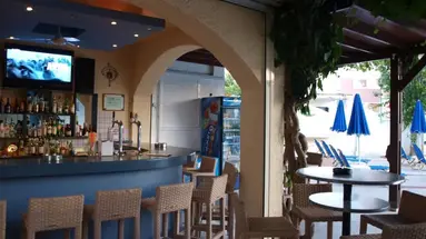 APOLLON HOTEL APARTMENTS