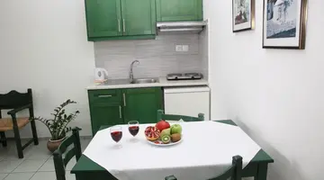 Apollon Hotel Apartments